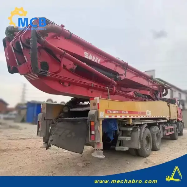 No. 240429P460, 2020 Sany 56m concrete pump truck