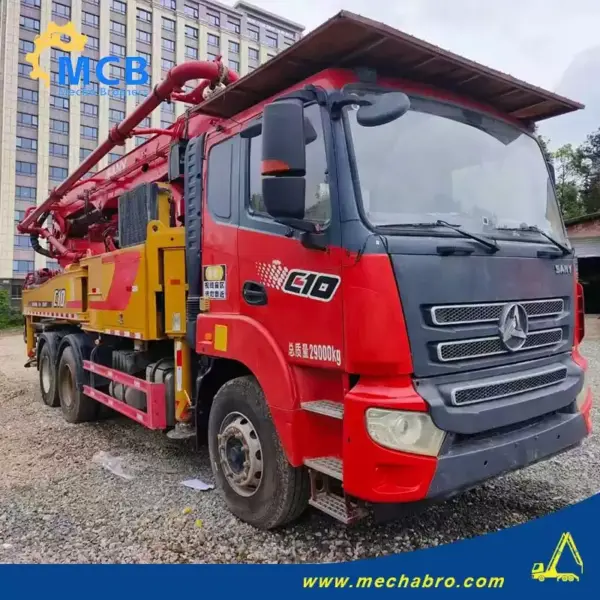 No. 240709P526, 2021 Sany 43m concrete pump truck