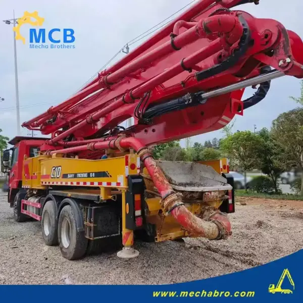 No. 240709P526, 2021 Sany 43m concrete pump truck