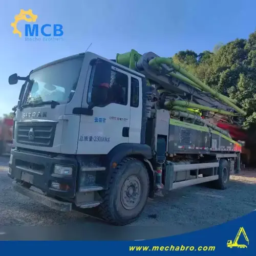 1721635445147000.jpg.webp No. 240722P533, 2022 Zoomlion 38m concrete pump truck