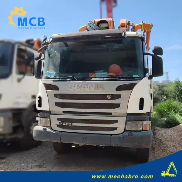 No. 240724P534, 2013 Zoomlion 56m concrete pump truck