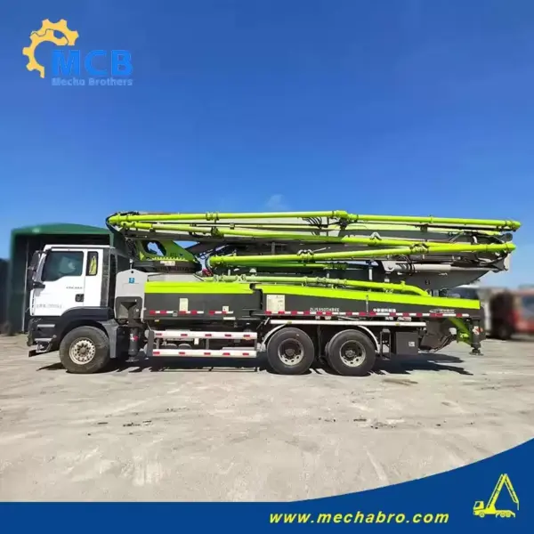 No. 240821P554, 2020 Zoomlion 49m concrete pump truck