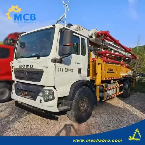 No. 240913P573, 2021 XCMG 37m concrete pump truck