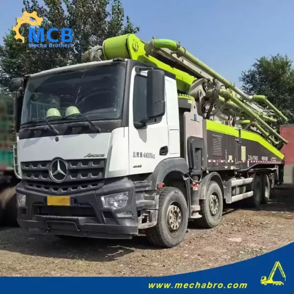 No. 241015P596, 2021 Zoomlion 63m concrete pump truck