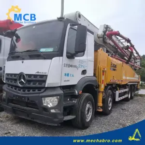 No. 241028P600, 2021 XCMG 62m concrete pump truck