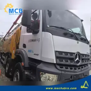 No. 241028P600, 2021 XCMG 62m concrete pump truck