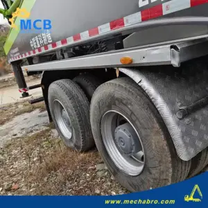 No. 250214P668, 2013 Zoomlion 52m Concrete Pump Truck