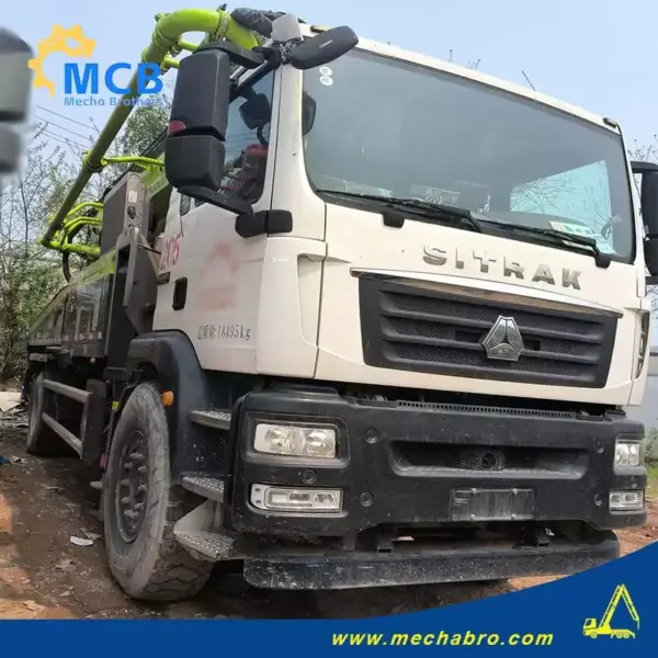 No. 250327P697, 2023 Zoomlion 38m Concrete Pump Truck