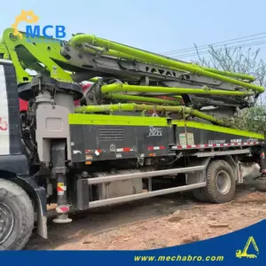 No. 250327P697, 2023 Zoomlion 38m Concrete Pump Truck