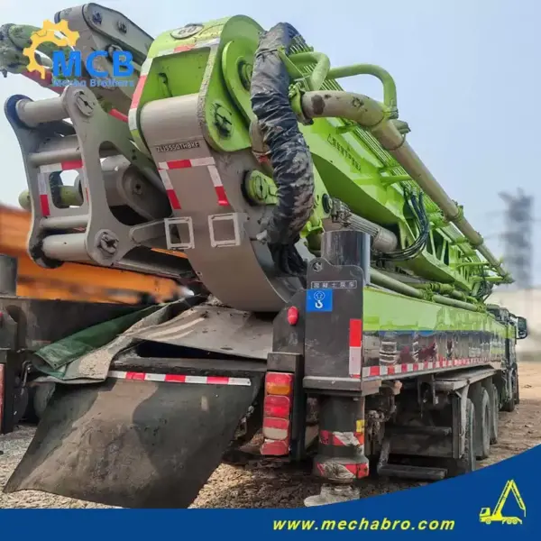 No. 250331P700, 2023 Zoomlion 70m Concrete Pump Truck
