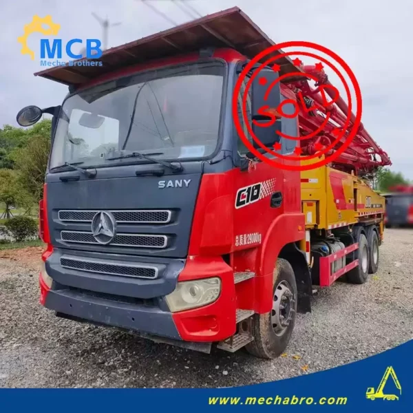 No. 240722P533, 2022 Zoomlion 38m concrete pump truck