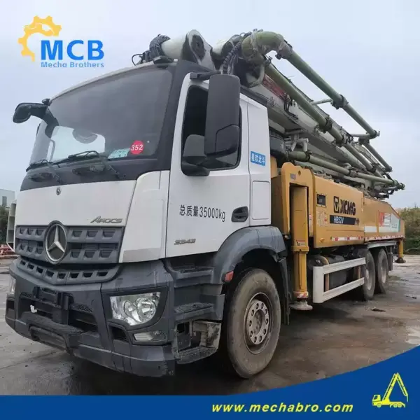 № 250620P735, автобетононасос XCMG 2020 года выпуска с рабочей высотой 52 м