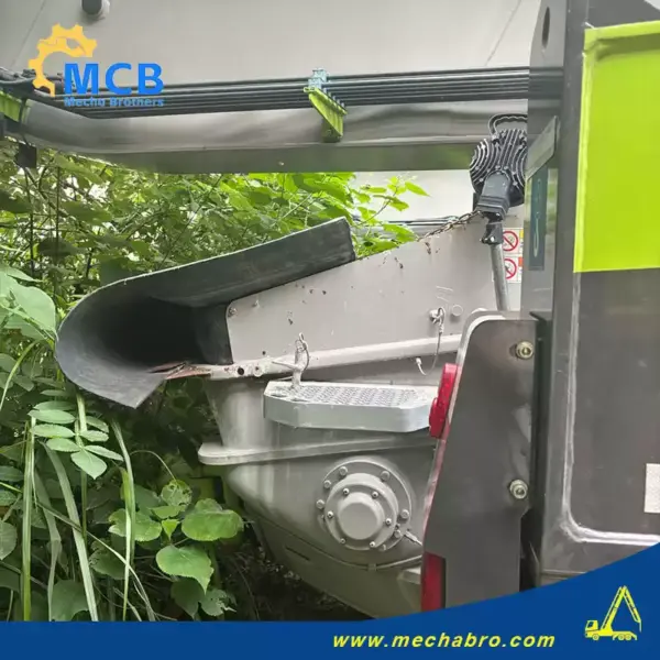 No. 250702P744, 2022 Zoomlion 67m Concrete Pump Truck