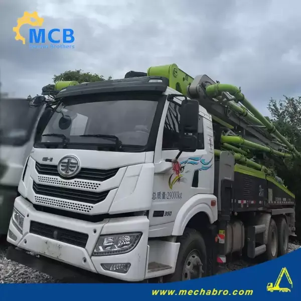 No. 250724P750, 2023 Zoomlion 43m Concrete Pump Truck