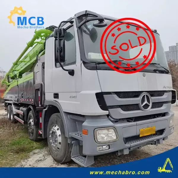 No. 250214P668, 2013 Zoomlion 52m Concrete Pump Truck
