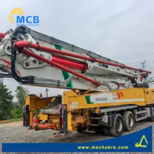 رقم 251114P784، شاحنة ضخ الخرسانة طراز XCMG 2020 بطول 58 مترًا