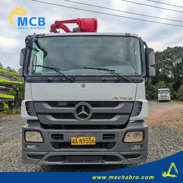 No.260106P797, 2019 Sany 52m concrete pump truck